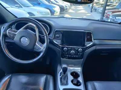 Jeep Grand Cherokee VUD 2020