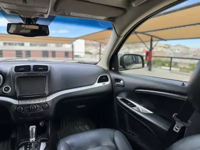 Dodge JOURNEY 2011