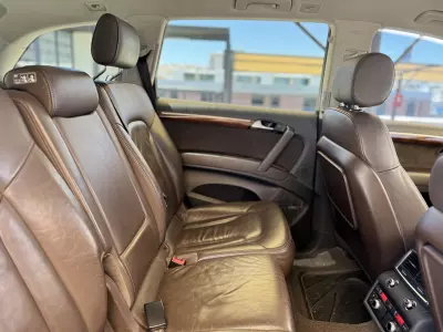 Audi Q7 VUD 2013