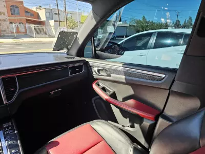 Porsche Macan VUD 2017