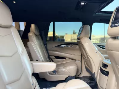Cadillac Escalade VUD 2018