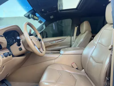 Cadillac Escalade VUD 2017
