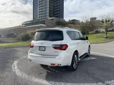 Infiniti QX80 VUD 2021