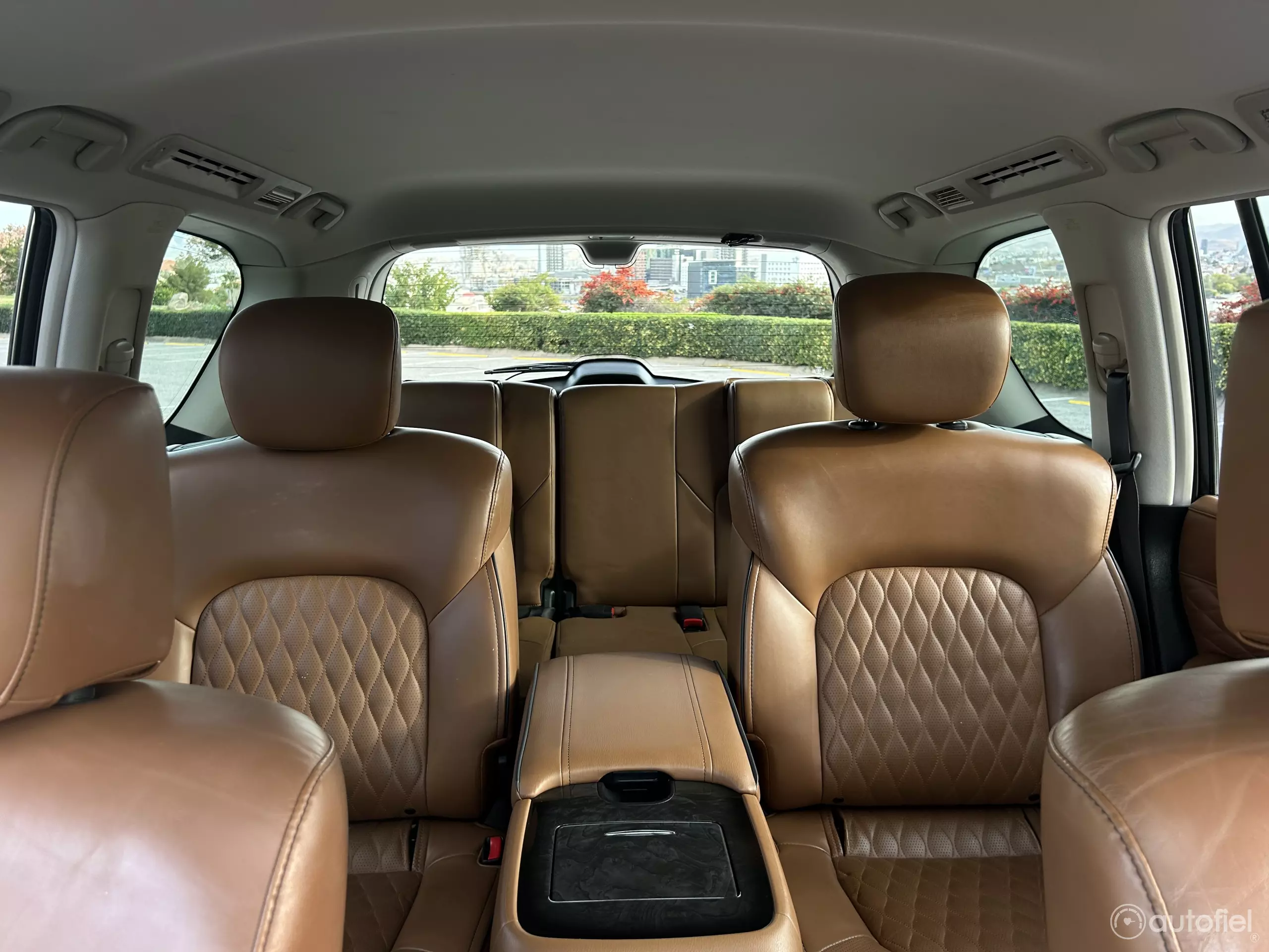 Infiniti QX80 VUD