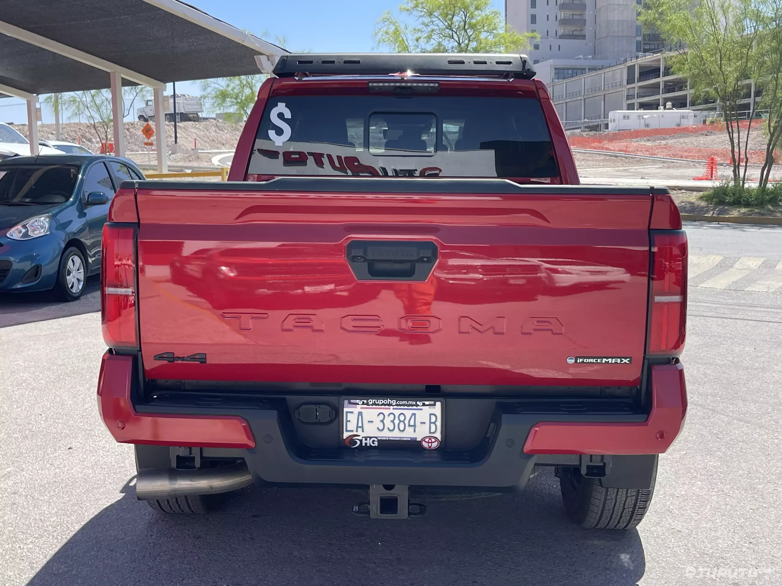Toyota Tacoma Pick-Up