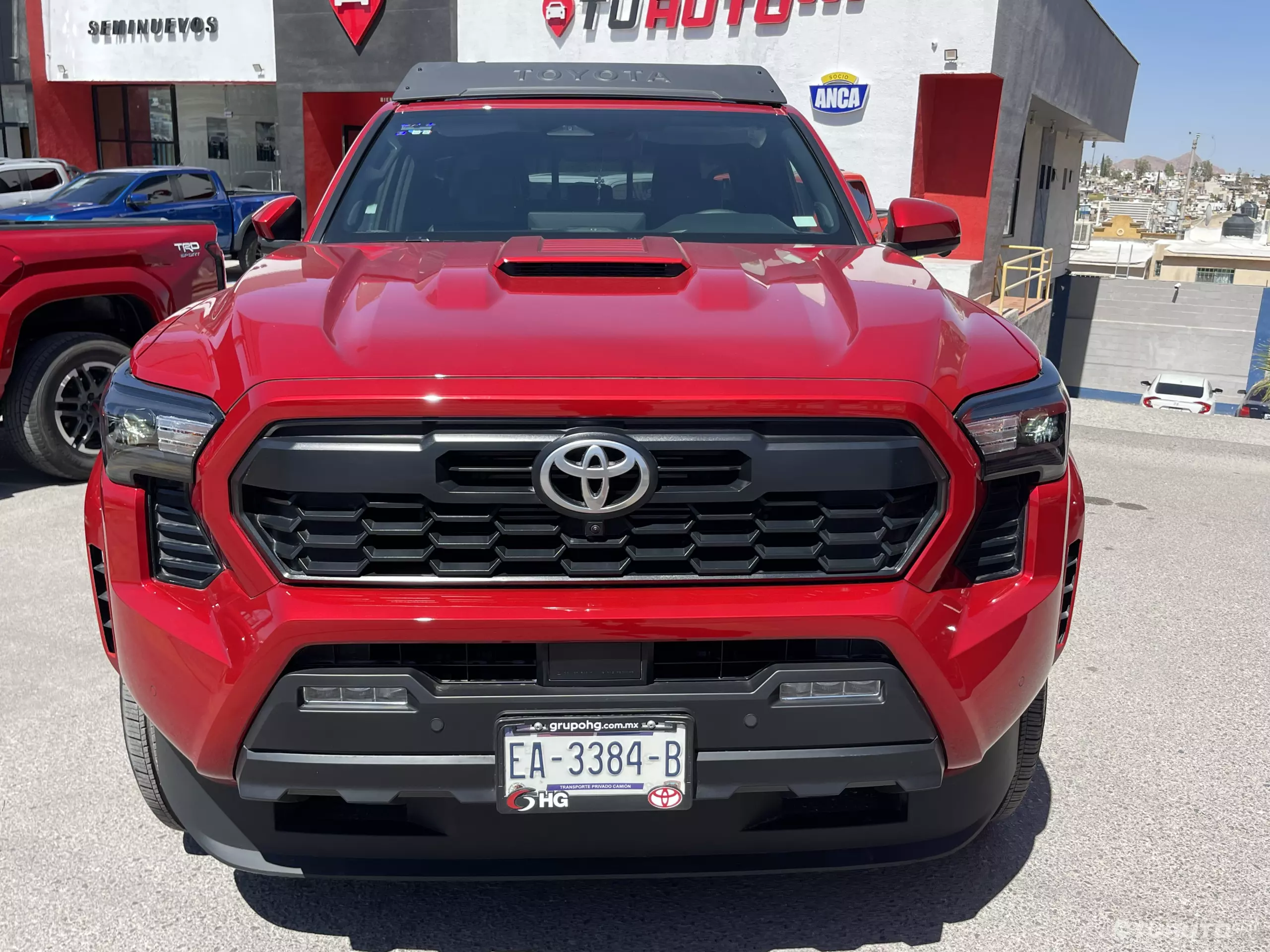 Toyota Tacoma Pick-Up