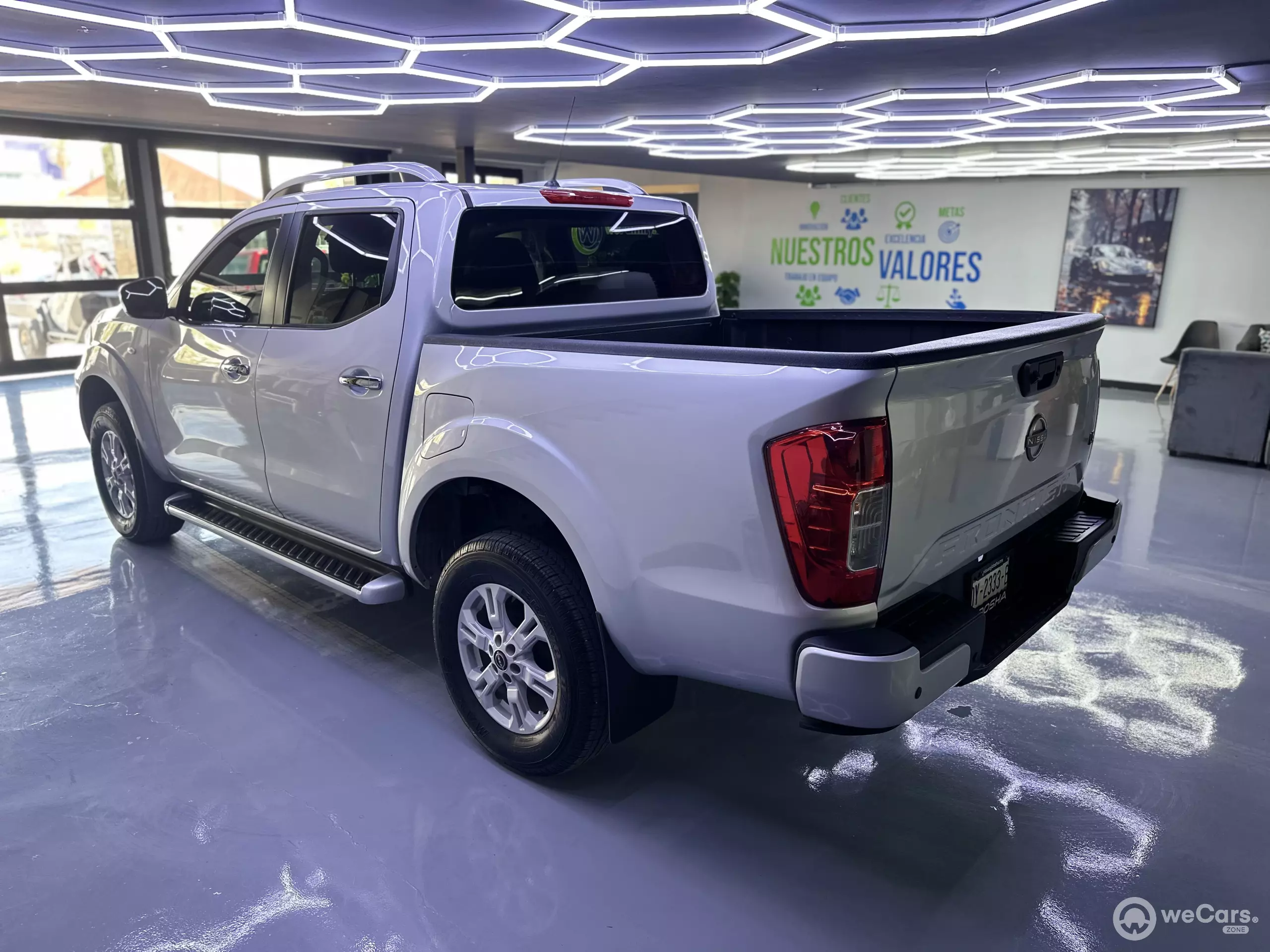 Nissan Frontier Pick-Up