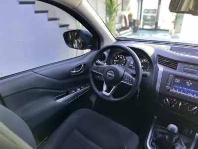 Nissan Frontier Pick-Up 2025