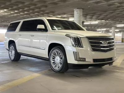 Cadillac Escalade VUD 4x4 2015