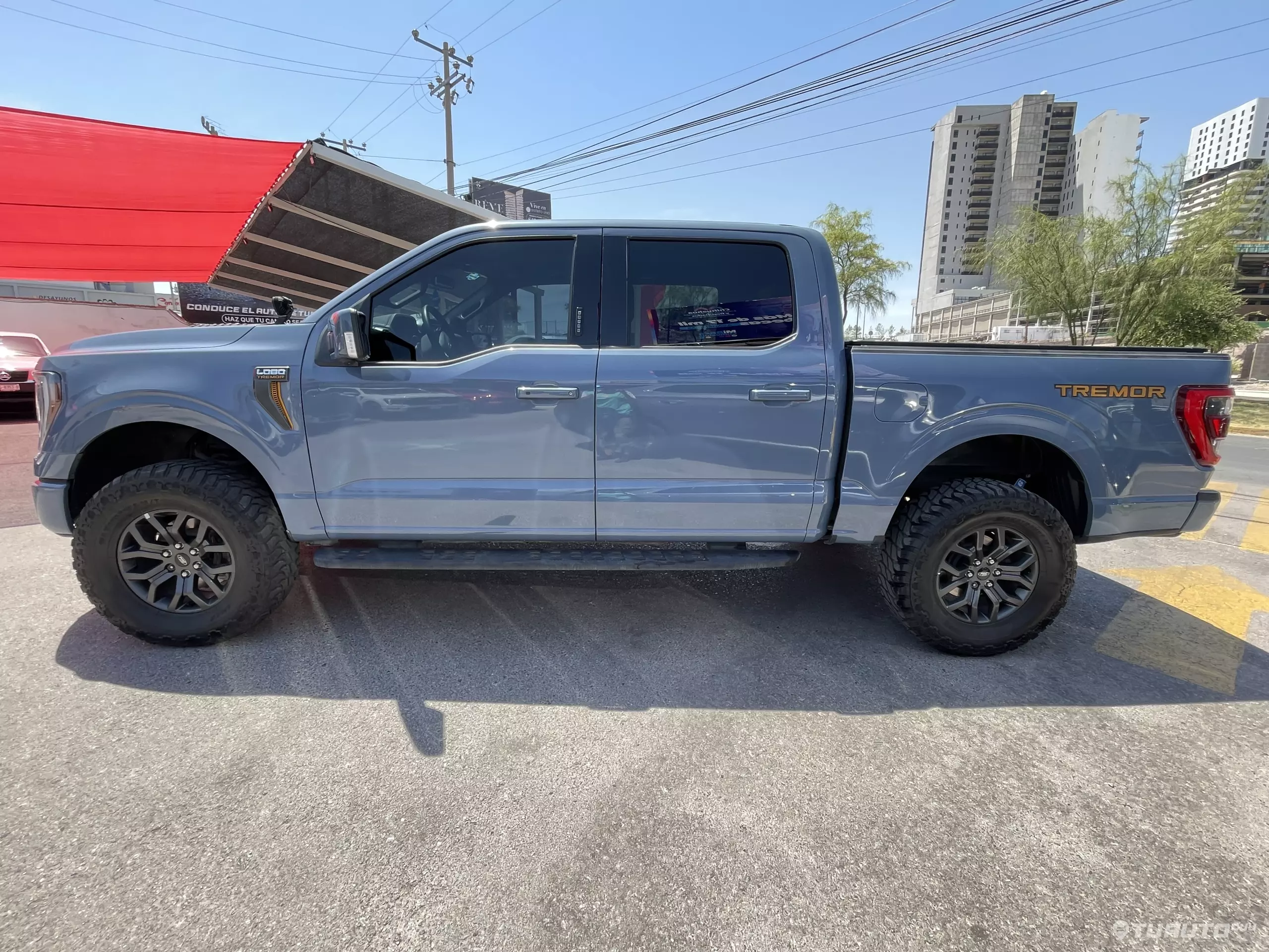 Ford Lobo Pick-Up