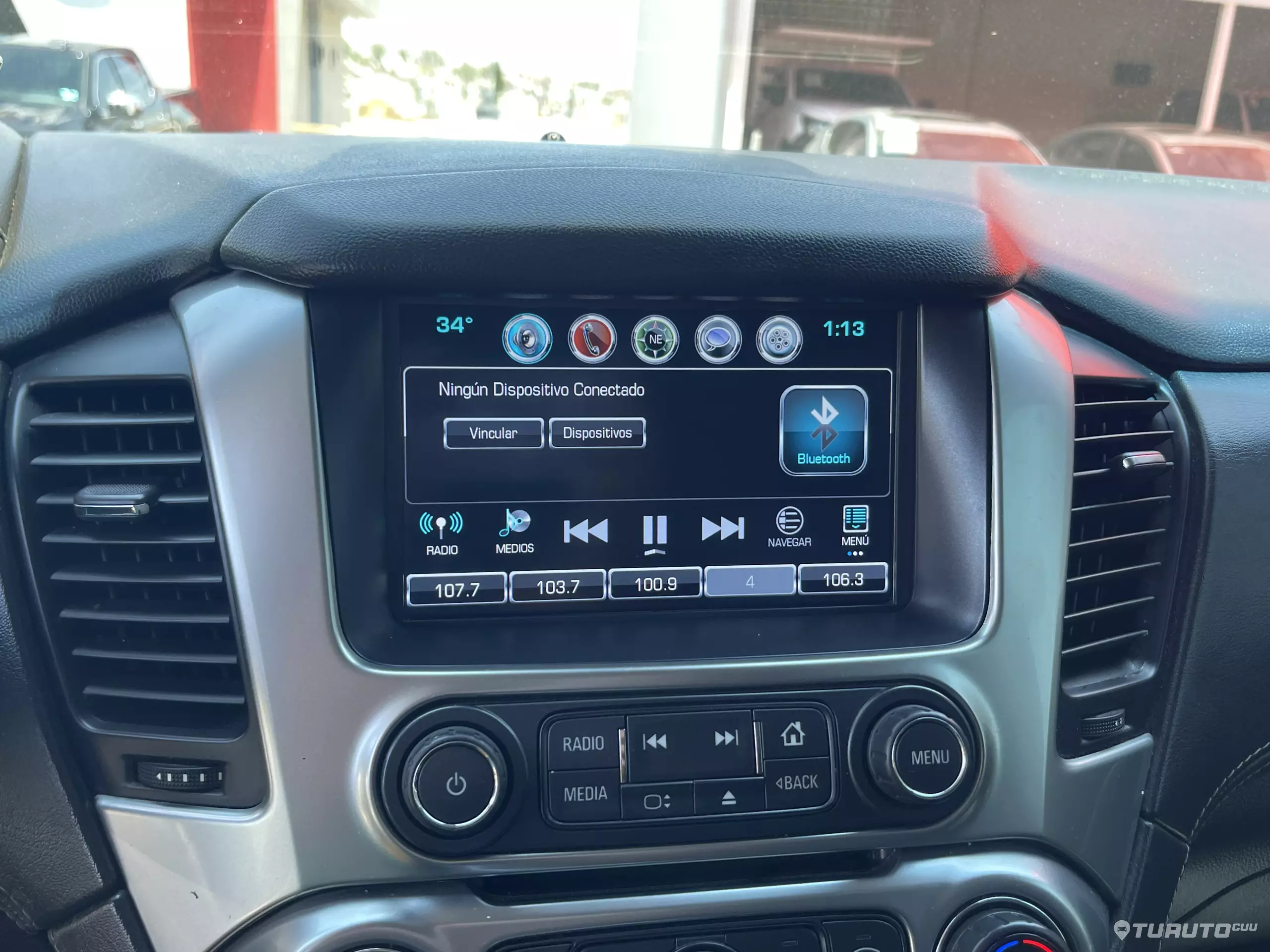 Chevrolet Suburban VUD