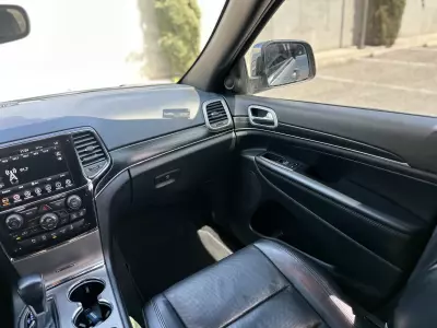 Jeep Grand Cherokee VUD 2021
