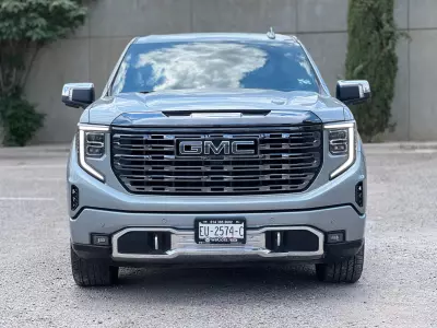 GMC Sierra Pick-Up 4x4 2024