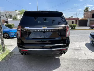 Chevrolet Suburban VUD 2021