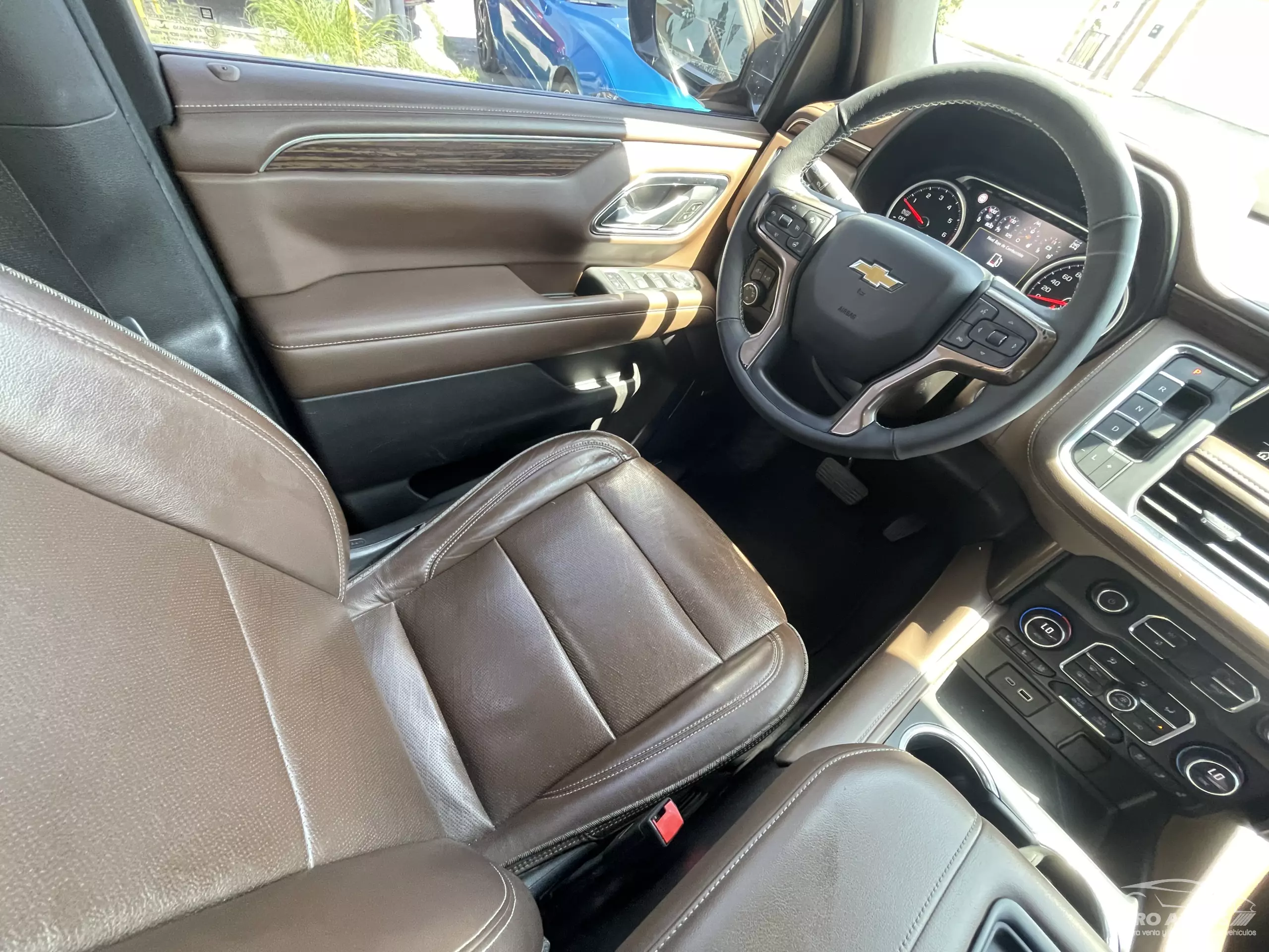 Chevrolet Suburban VUD