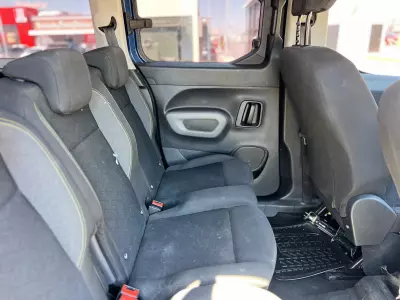 Peugeot Rifter Minivan 2021