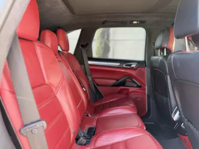 Porsche Cayenne VUD 2016