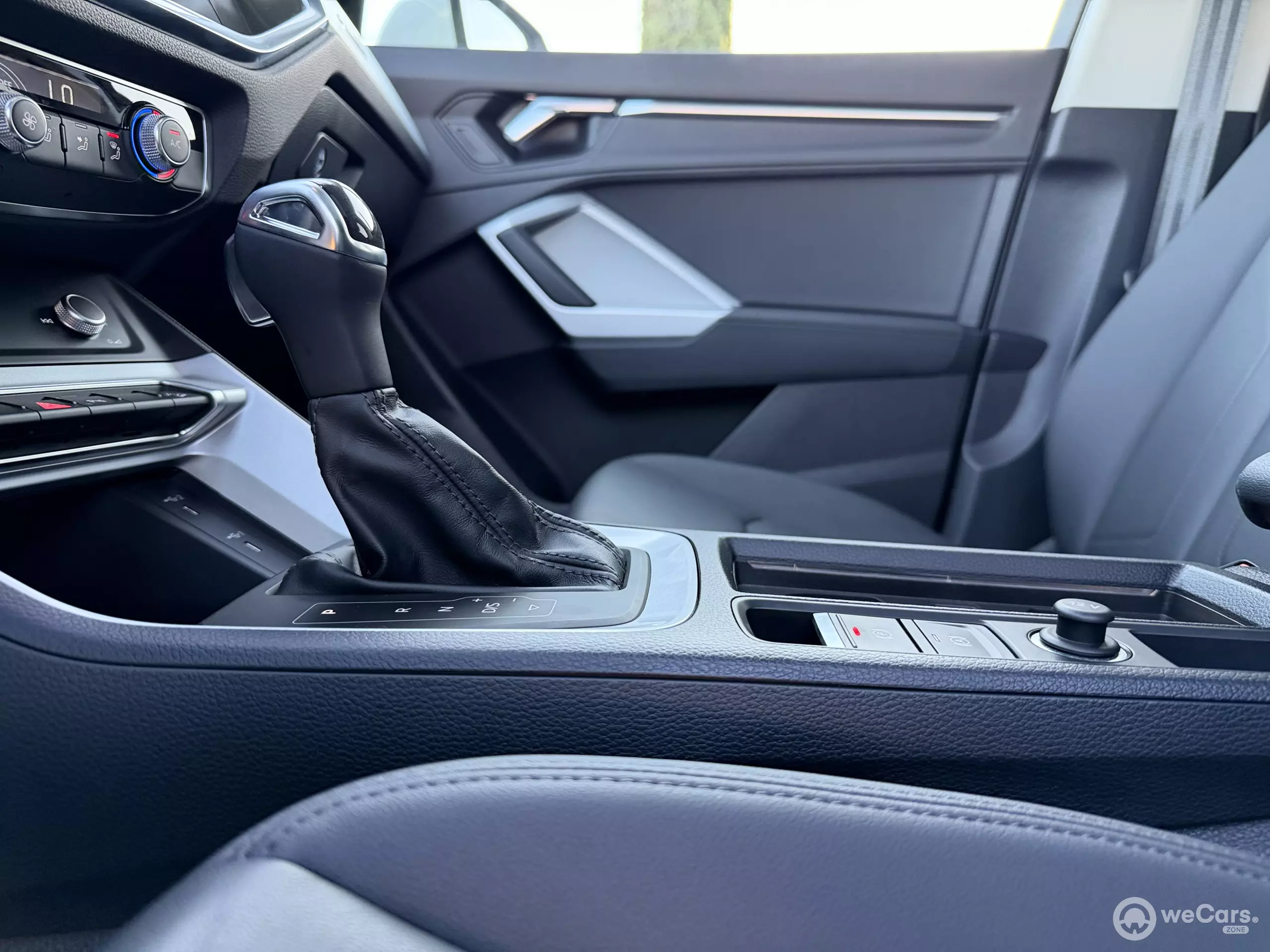 Audi Q3 VUD