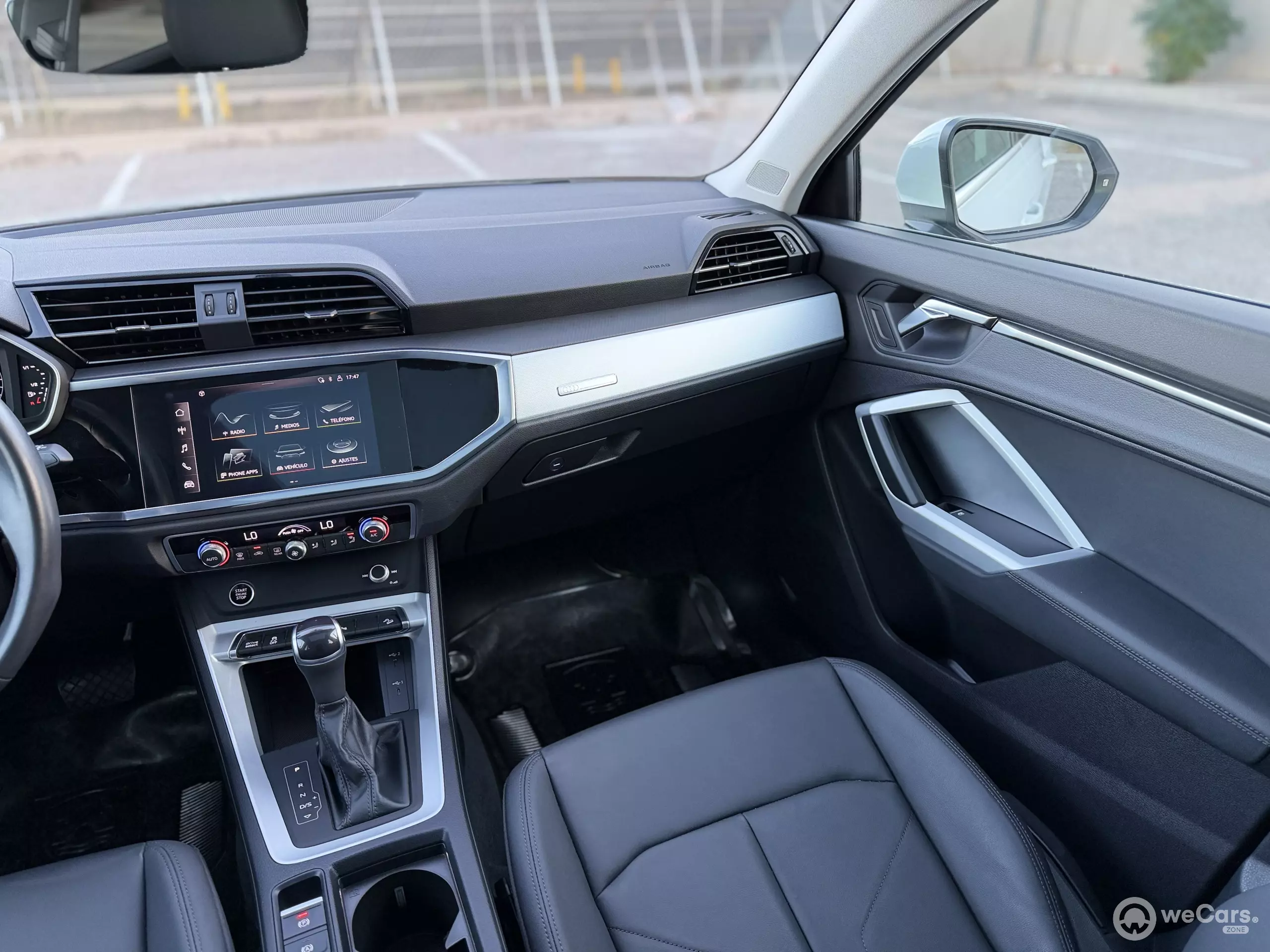 Audi Q3 VUD