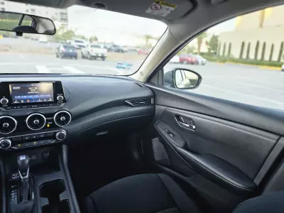 Nissan Sentra 2023