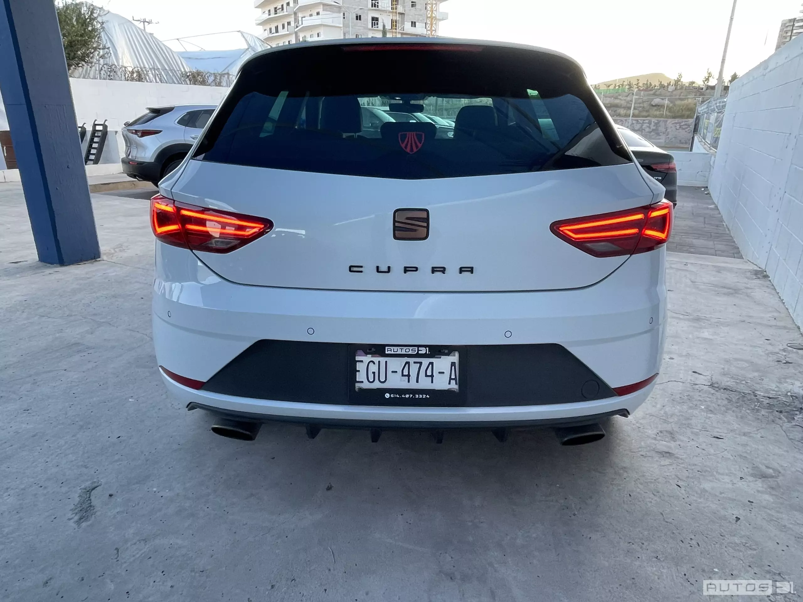 SEAT León