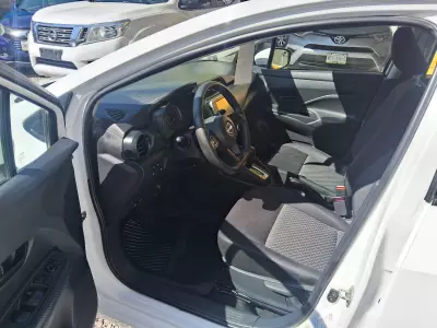 Nissan Versa 2023