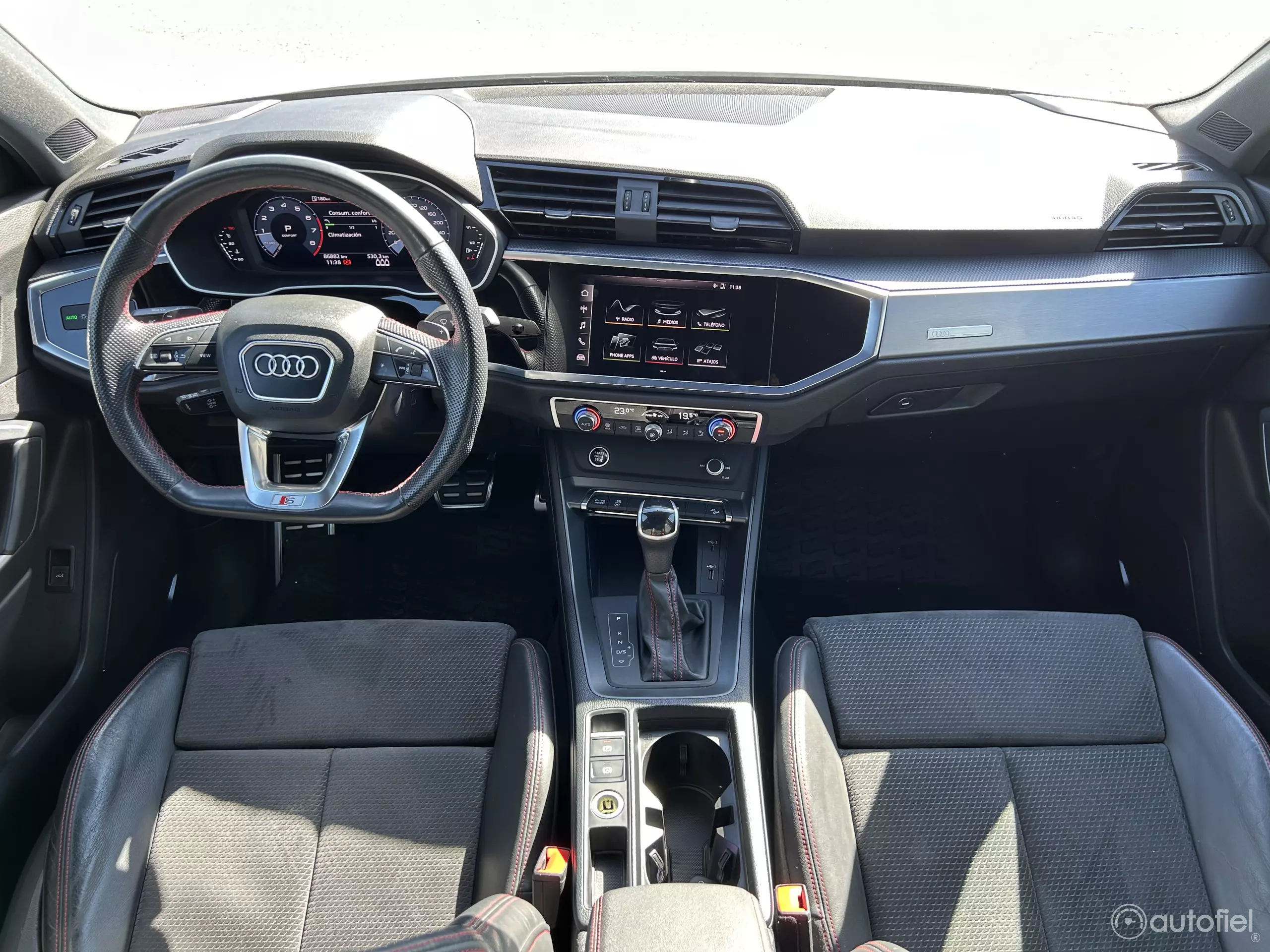 Audi Q3 VUD