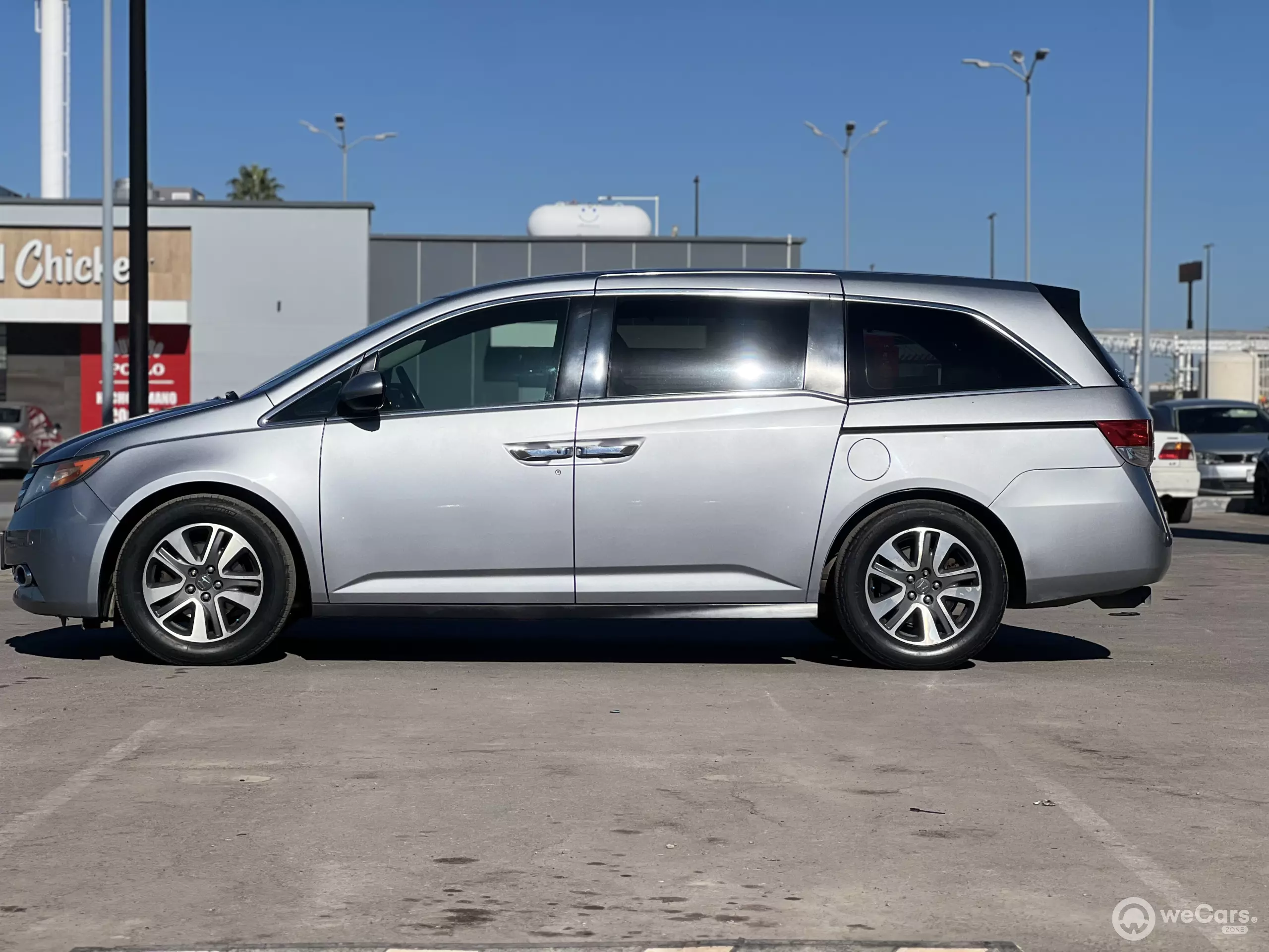Honda Odyssey Minivan