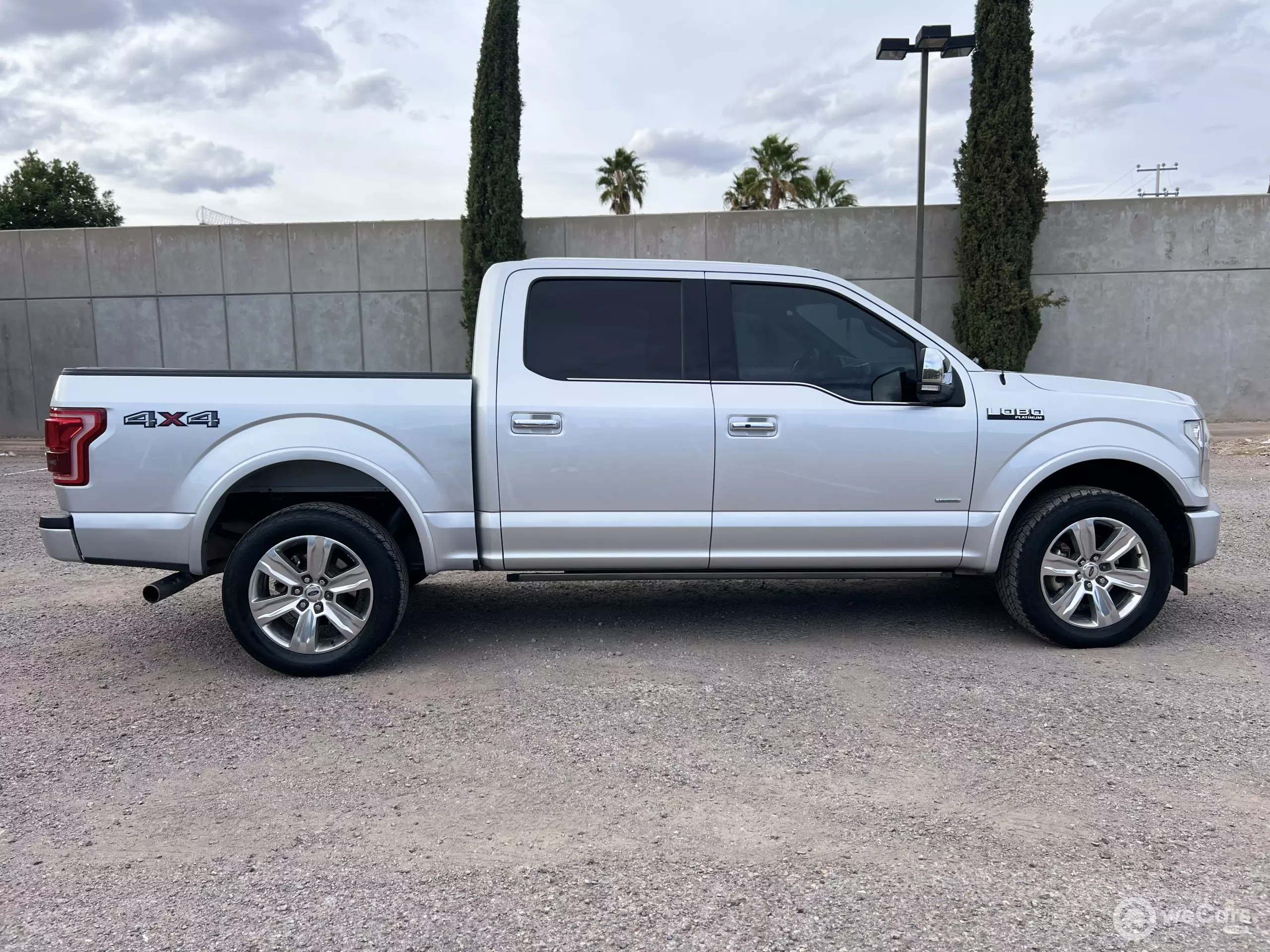 Ford Lobo Pick-Up