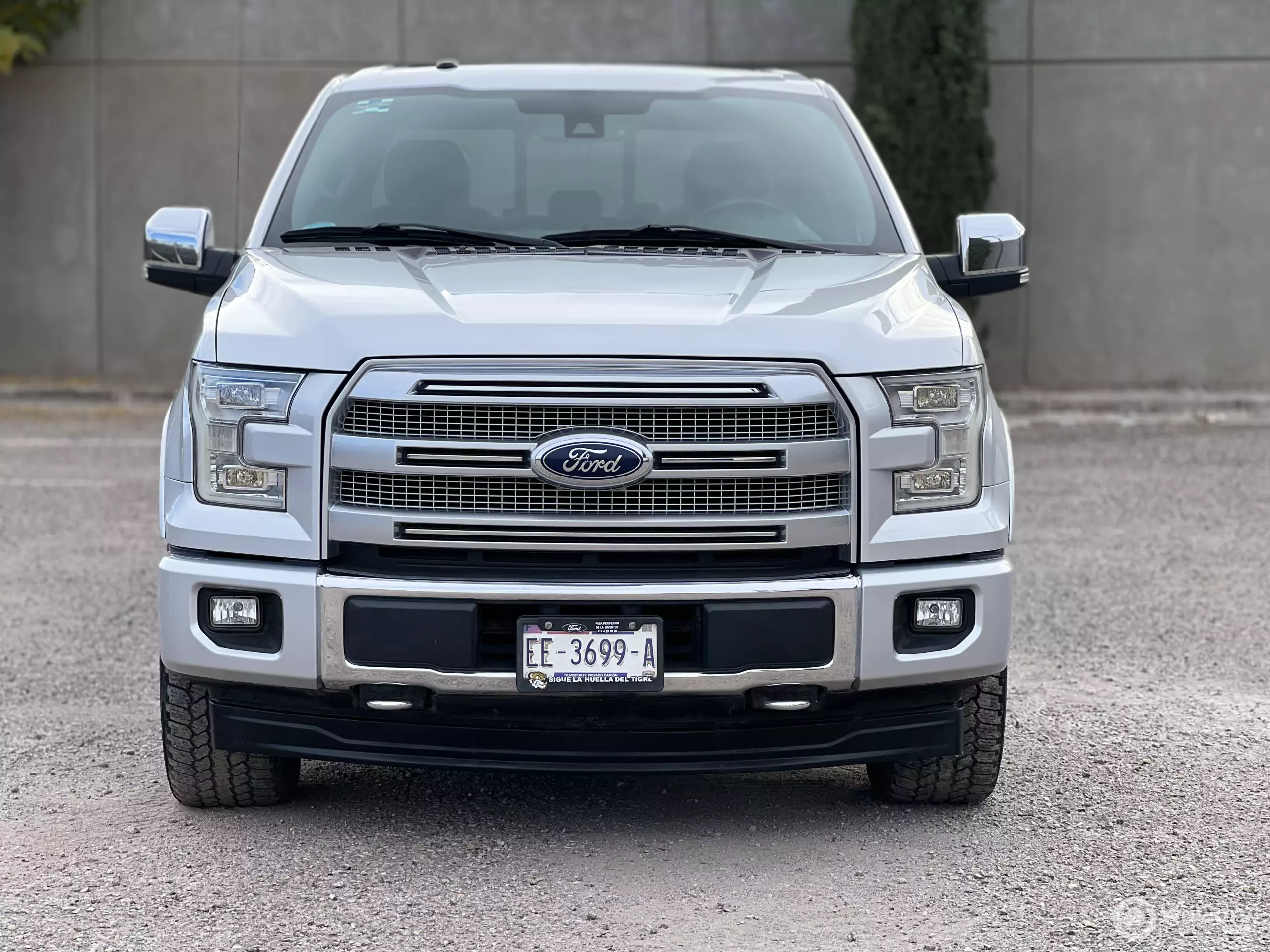 Ford Lobo Pick-Up