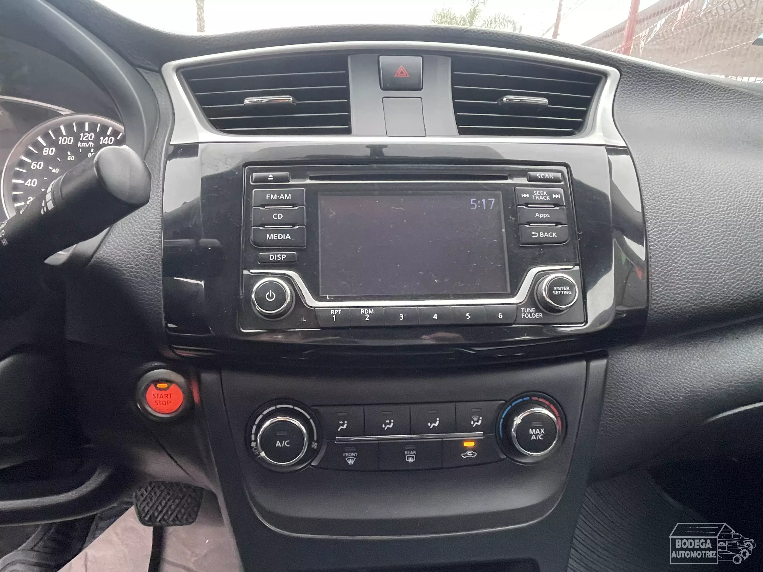 Nissan Sentra