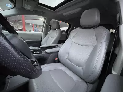 Toyota Sienna Minivan 2022