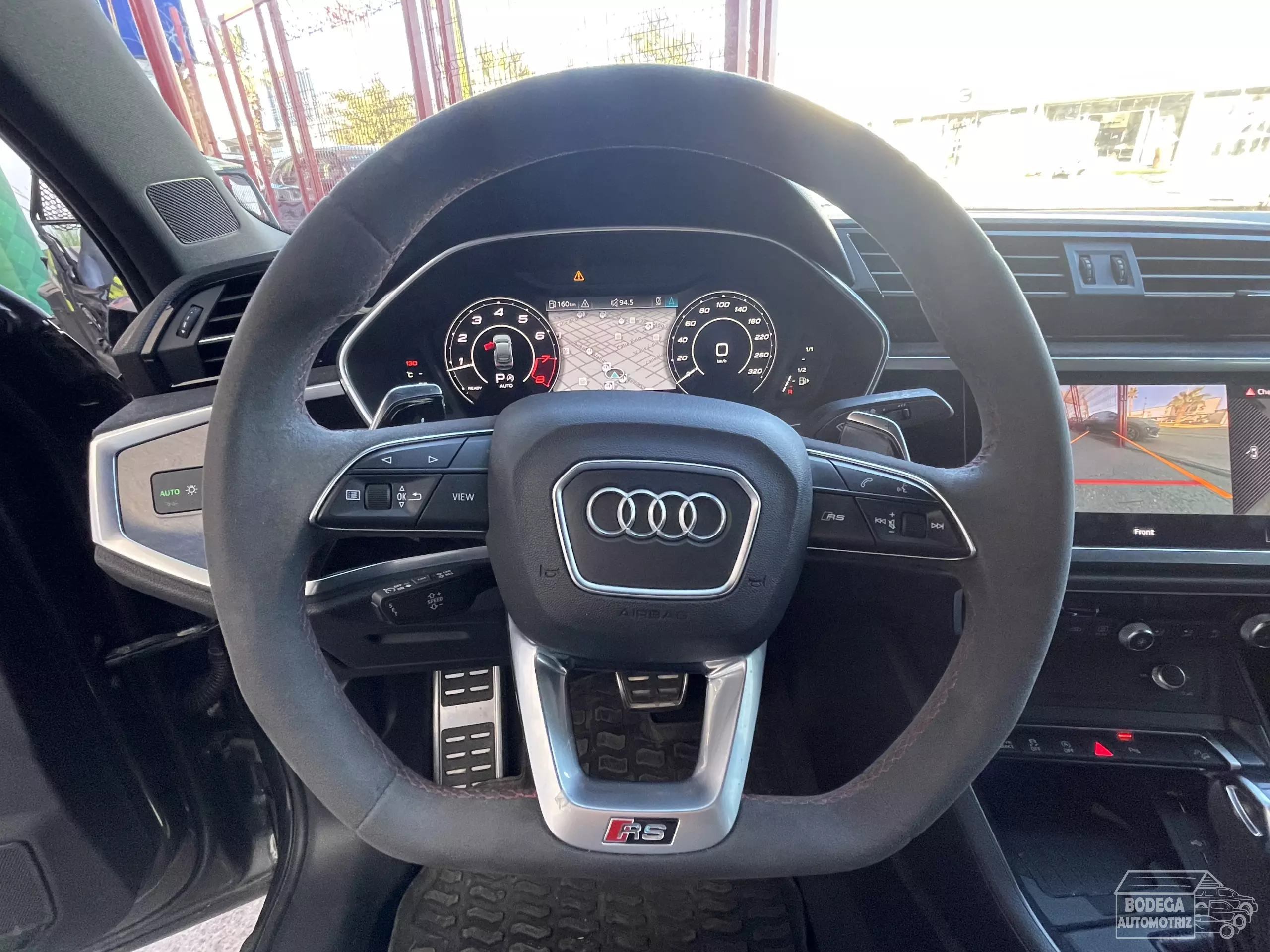 Audi Q3 VUD