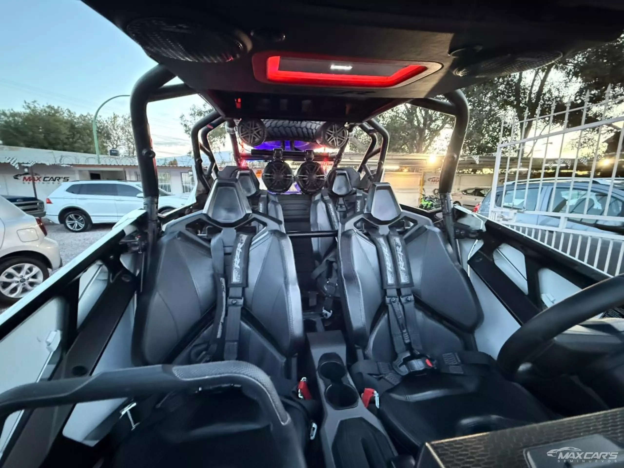 POLARIS RZR 