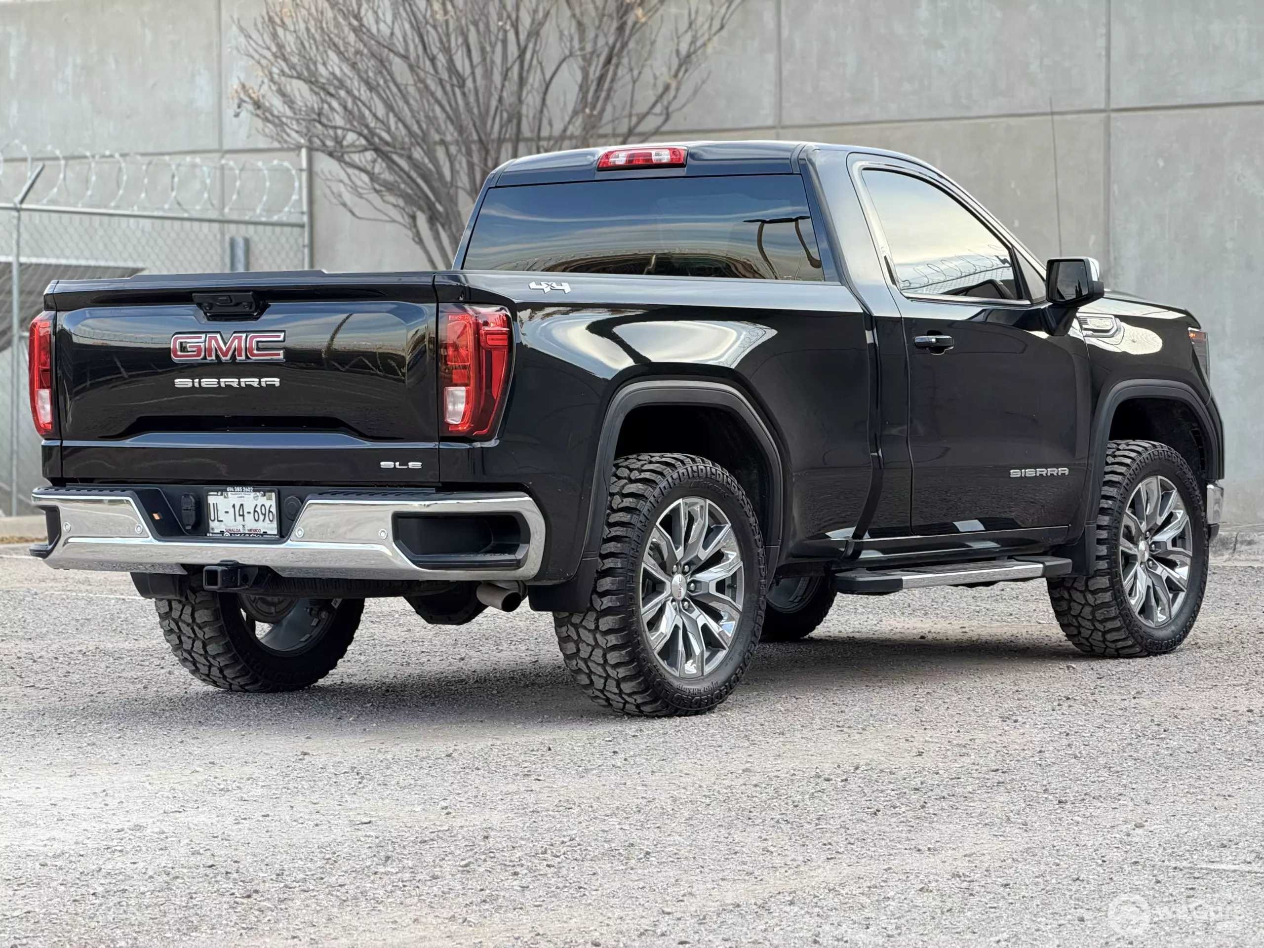 GMC Sierra Pick-Up 4x4