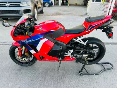 Honda CBR600RR 2021