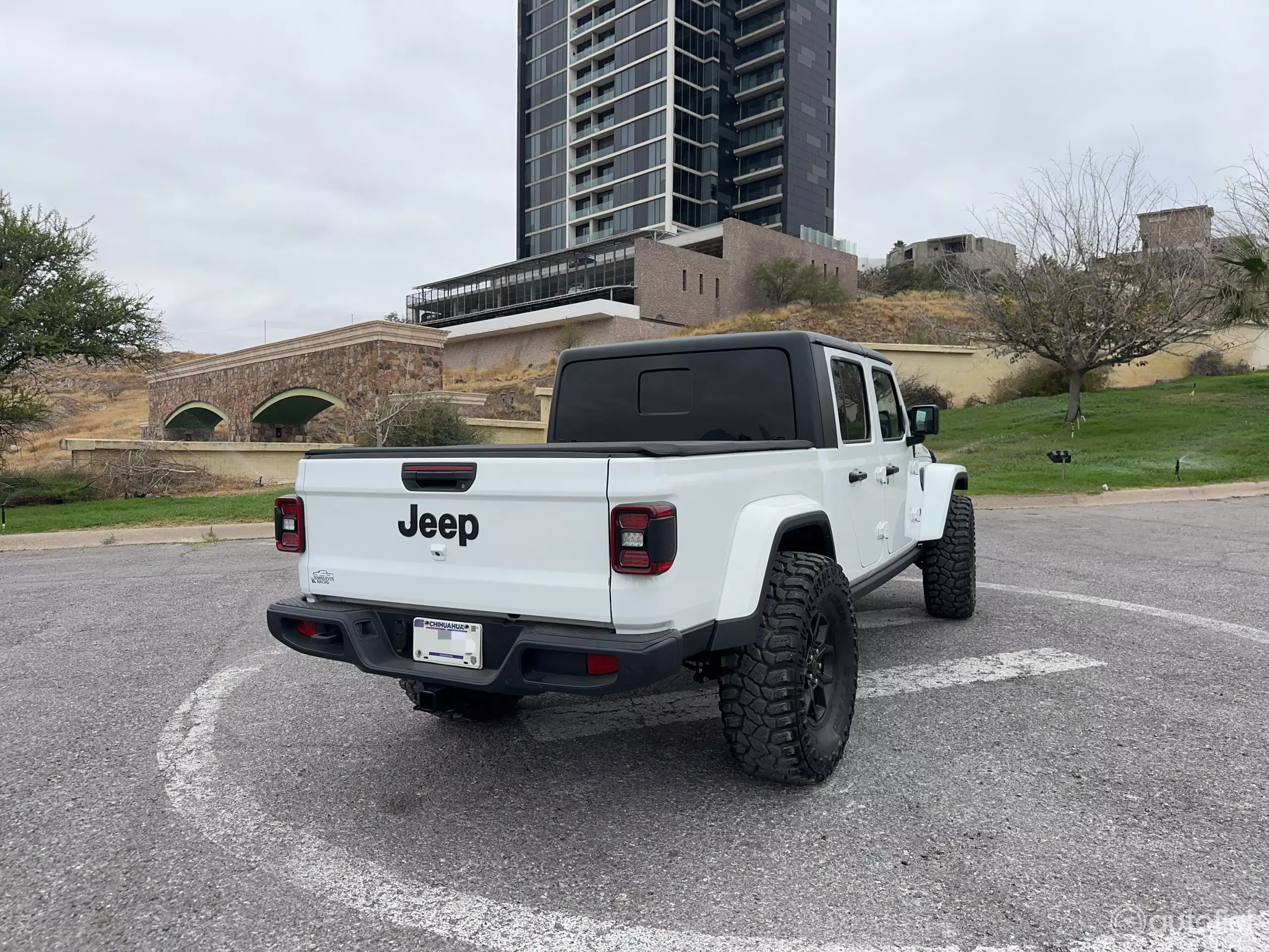 Jeep JT Pick-Up 4X4