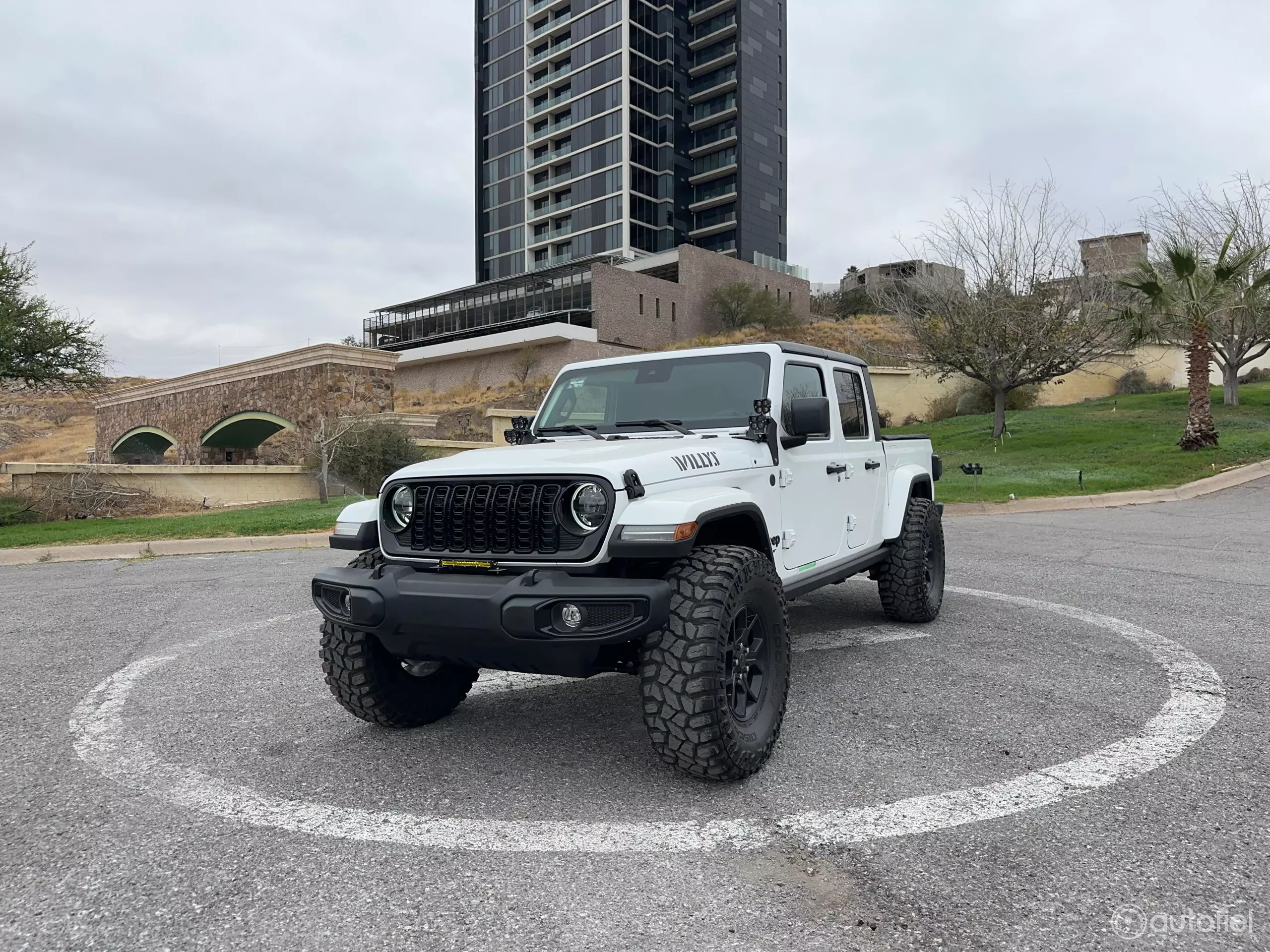 Jeep JT Pick-Up 4X4