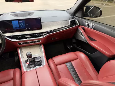 BMW X6 VUD 2024