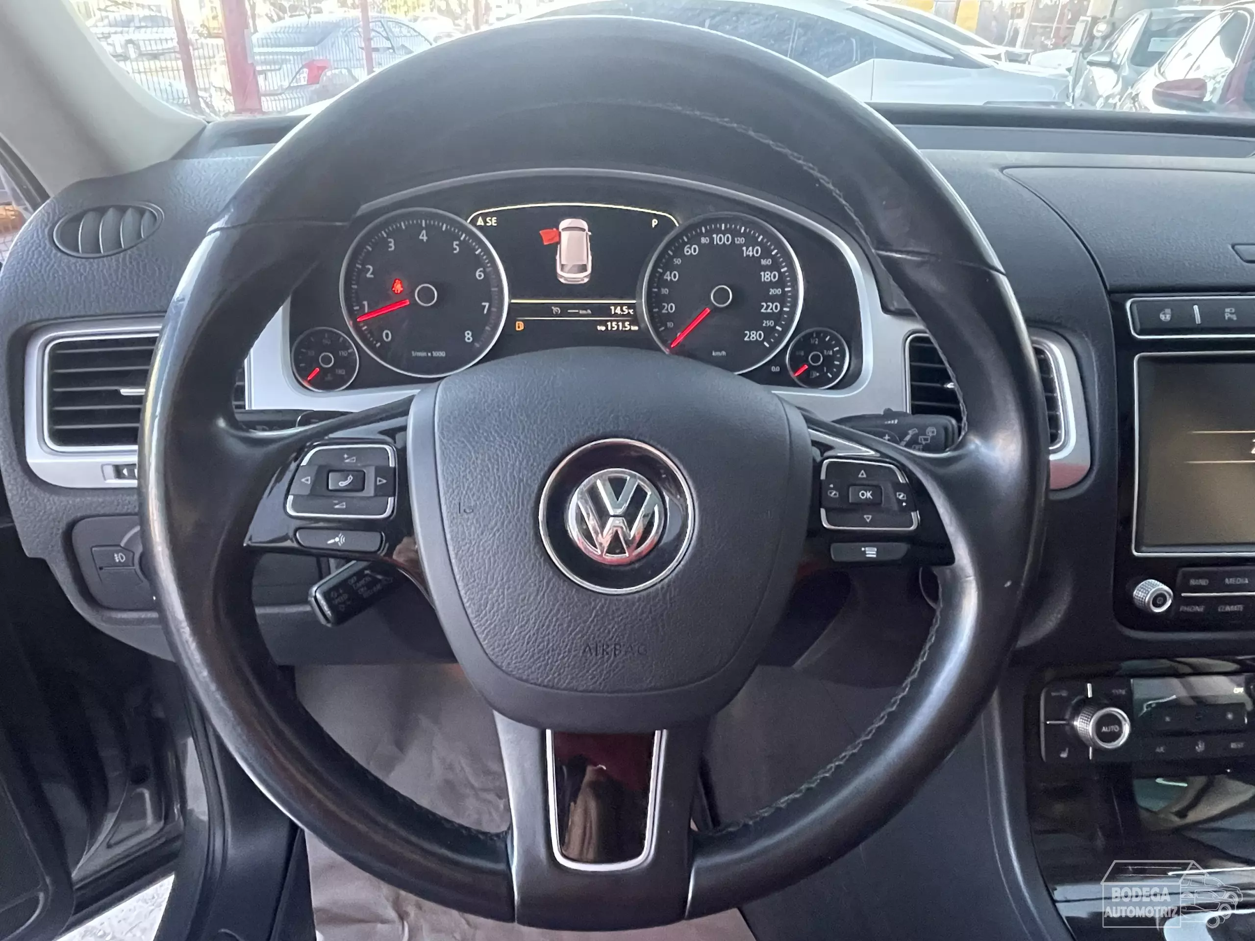 Volkswagen Touareg VUD