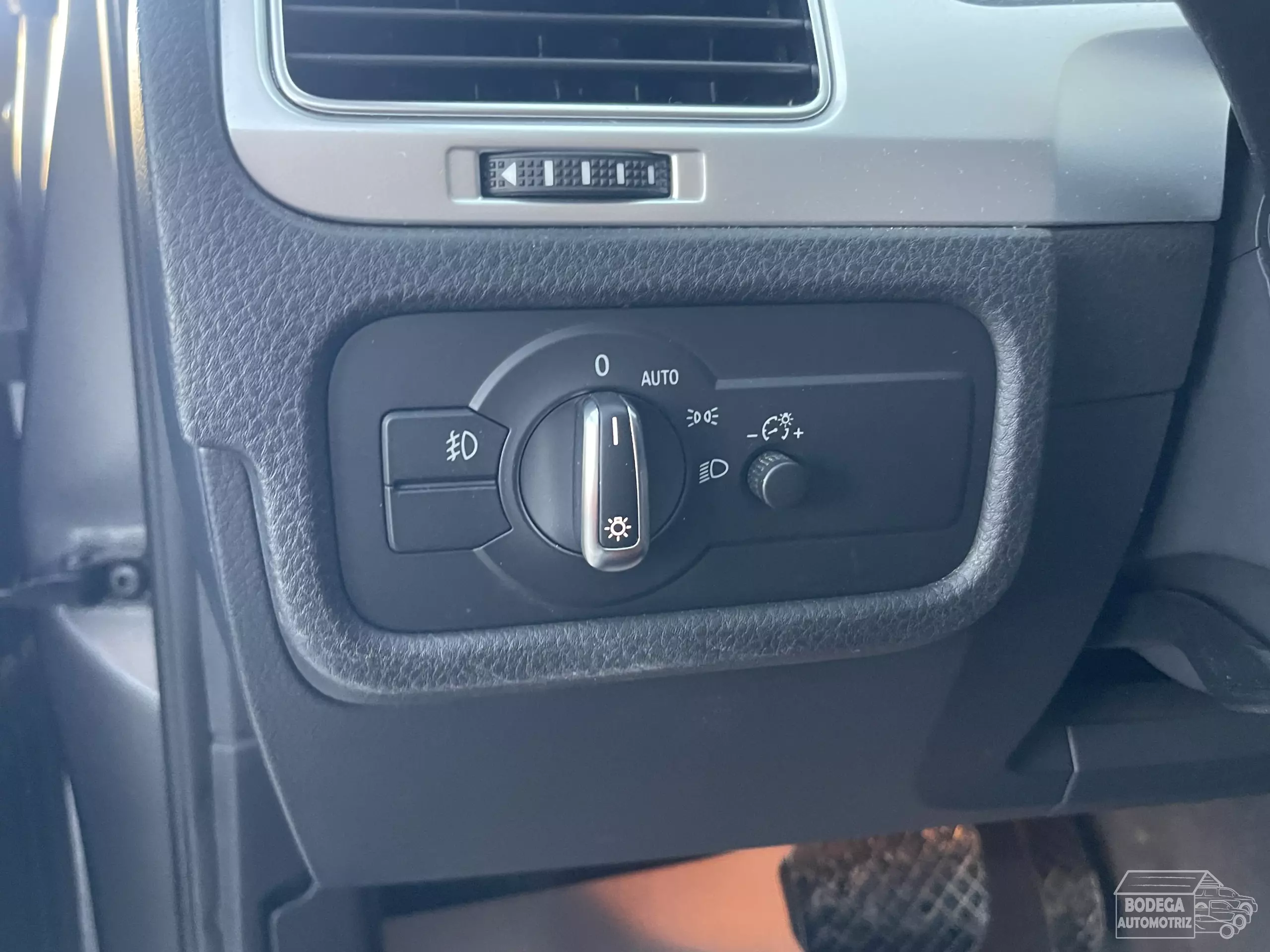 Volkswagen Touareg VUD