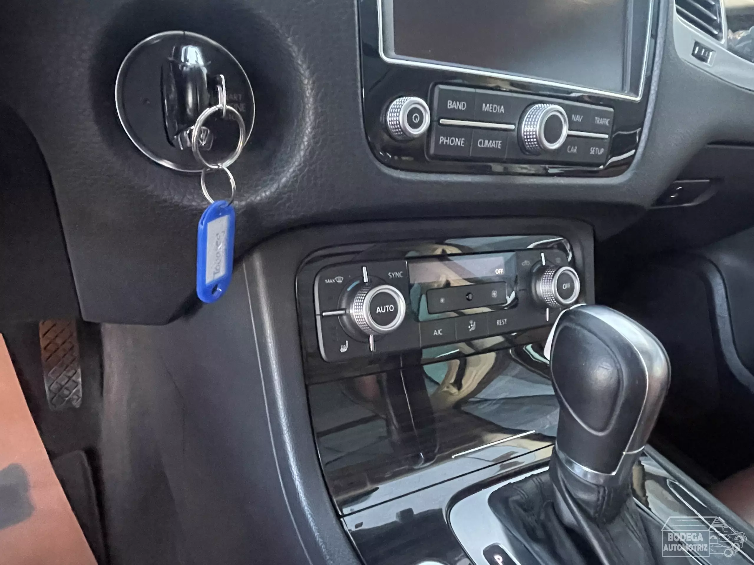 Volkswagen Touareg VUD