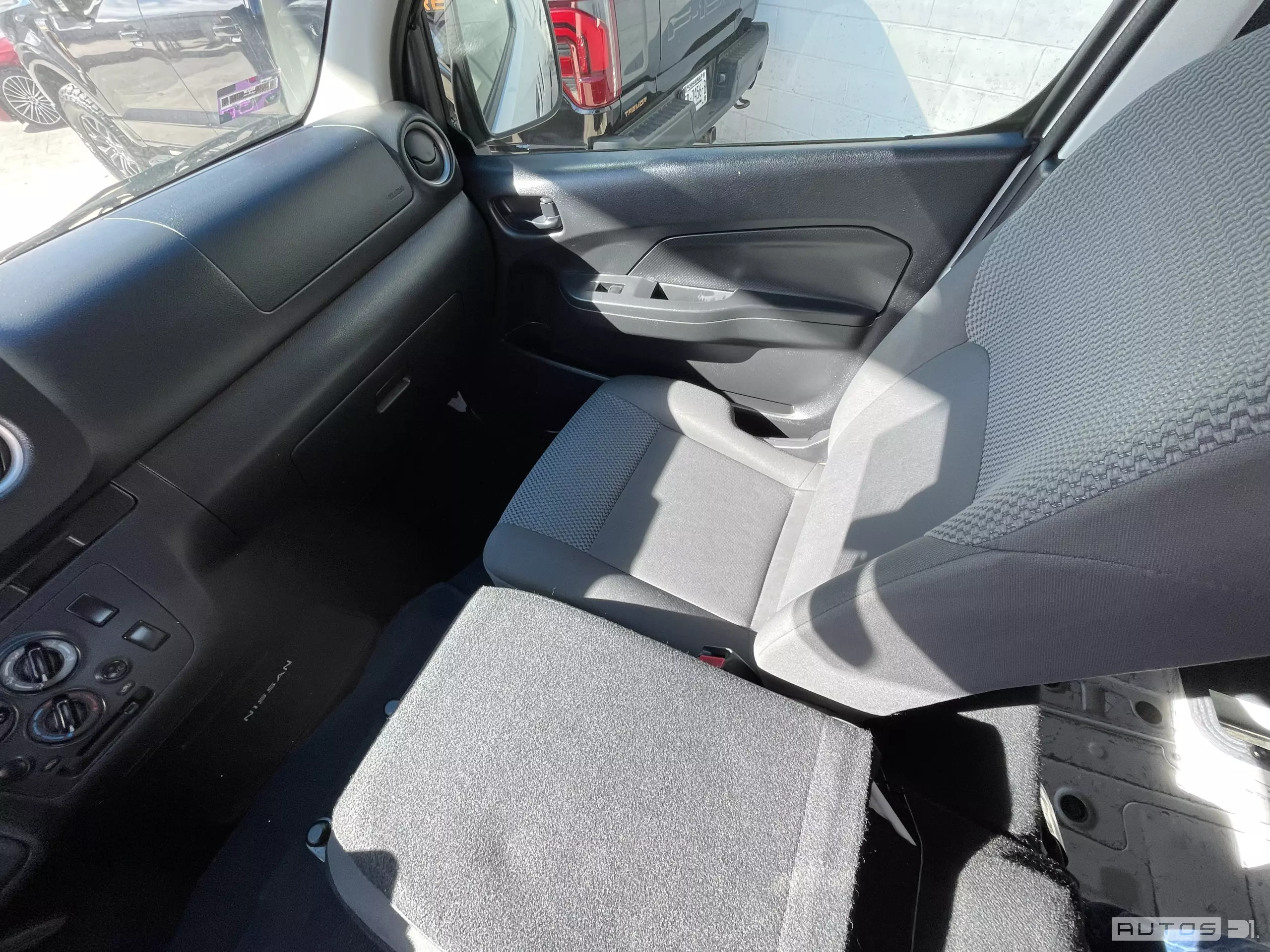 Nissan Urvan Panel