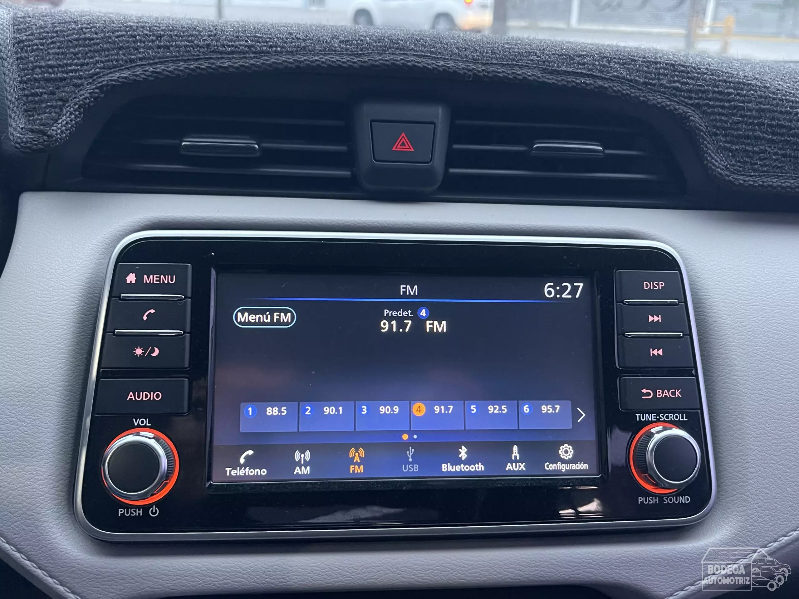 Nissan Versa