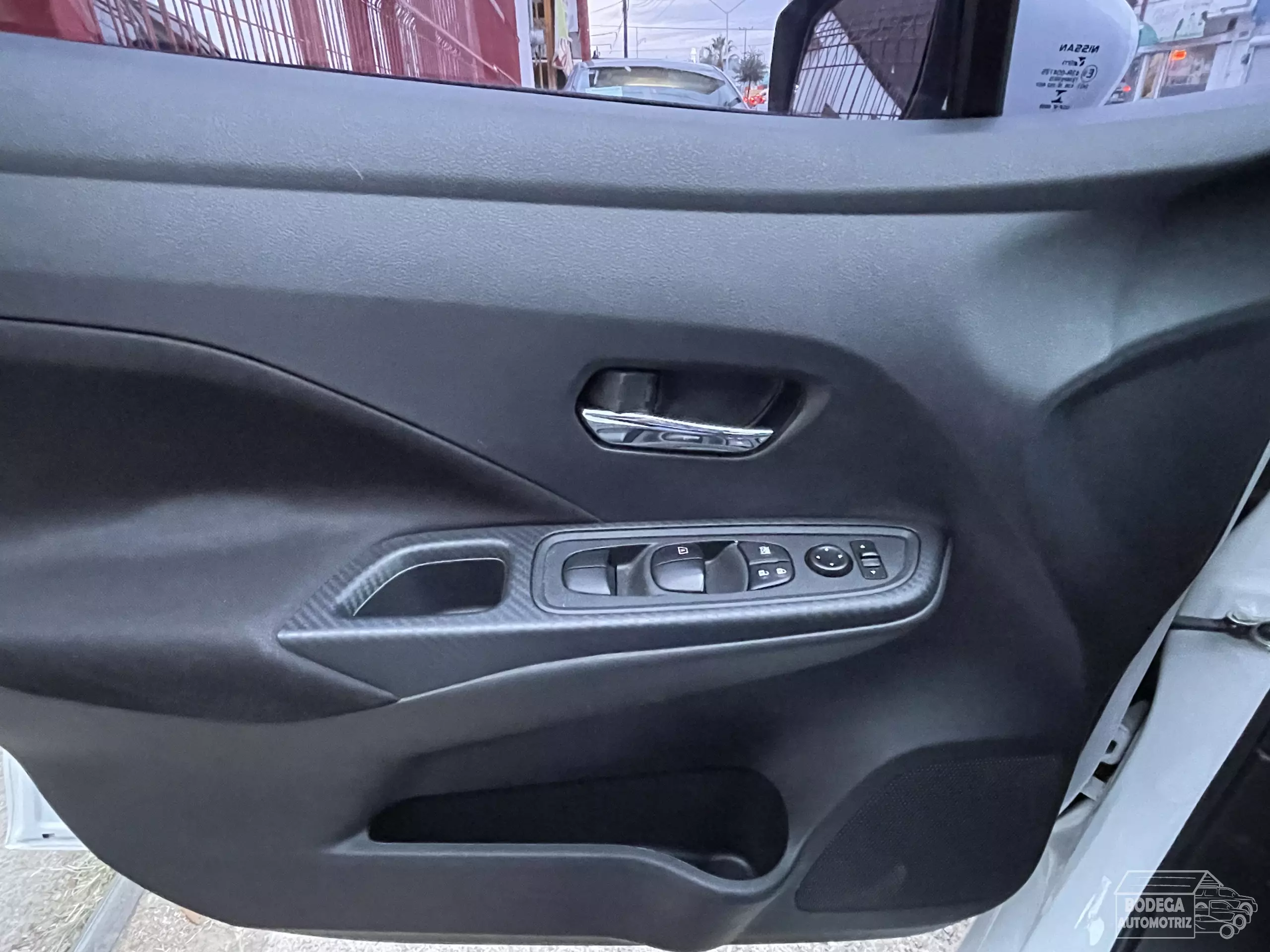 Nissan Versa