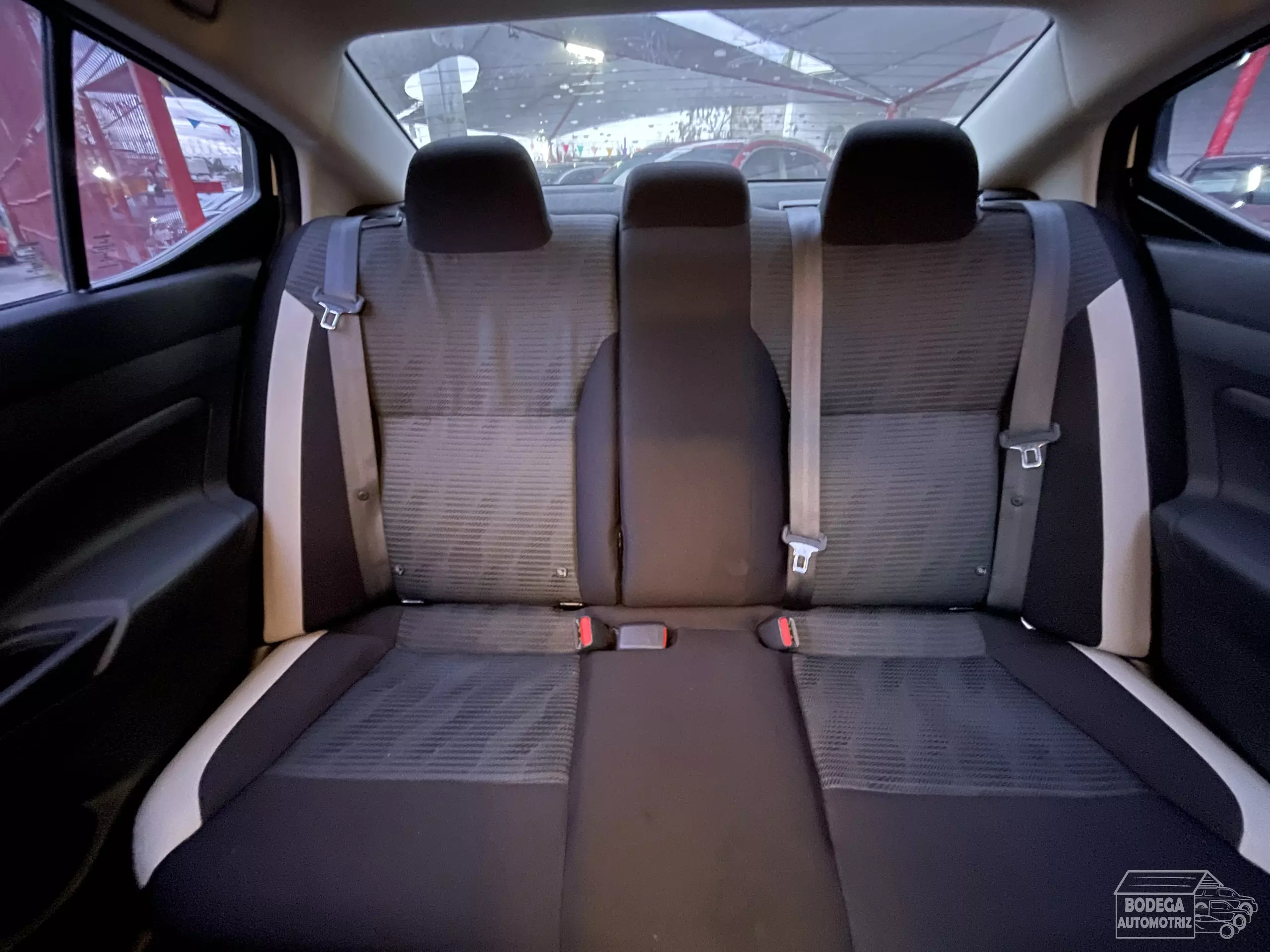 Nissan Versa