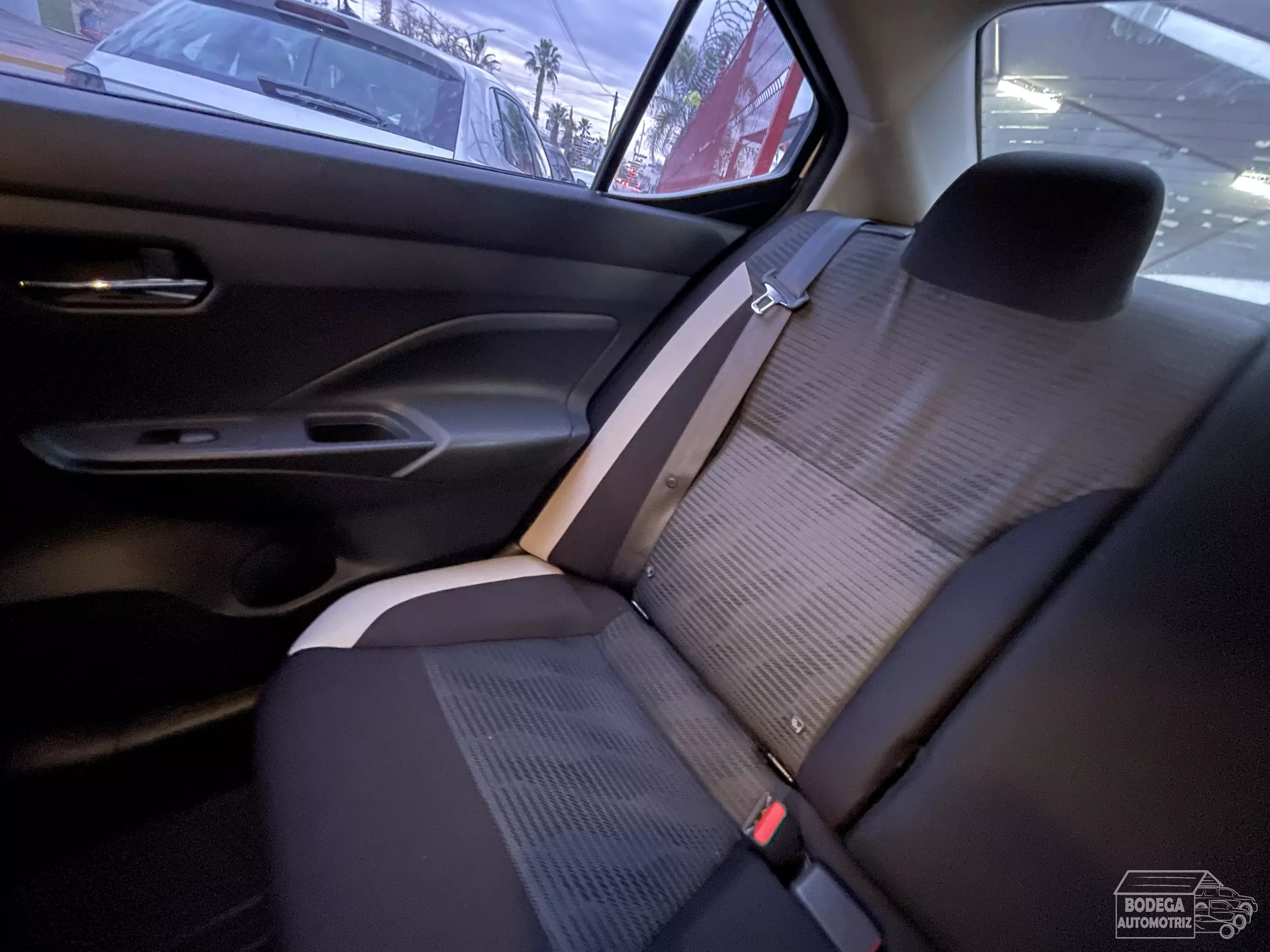 Nissan Versa