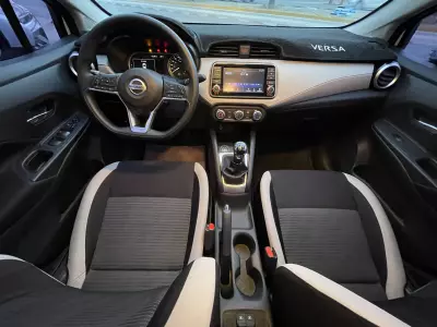 Nissan Versa 2022