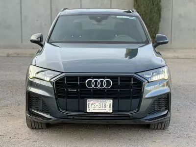 Audi Q7 Quattro VUD 2021
