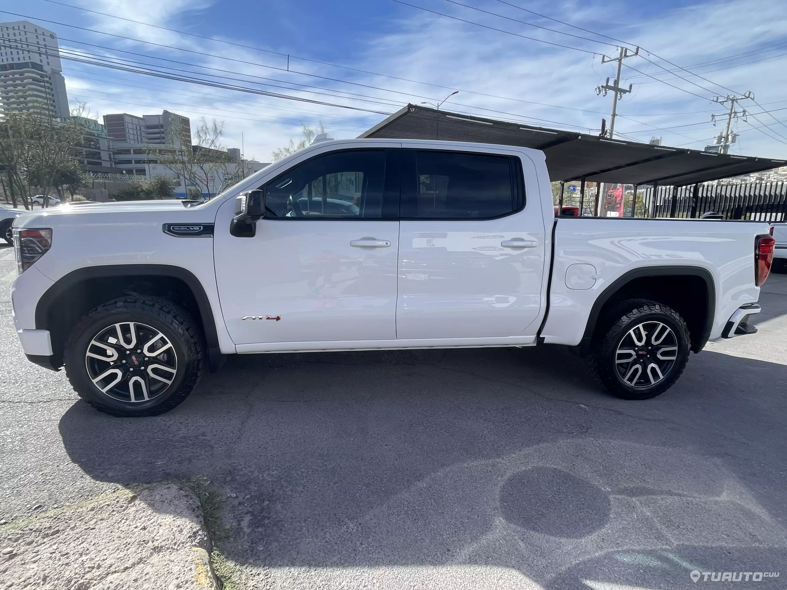 GMC Sierra Pick-Up 4x4